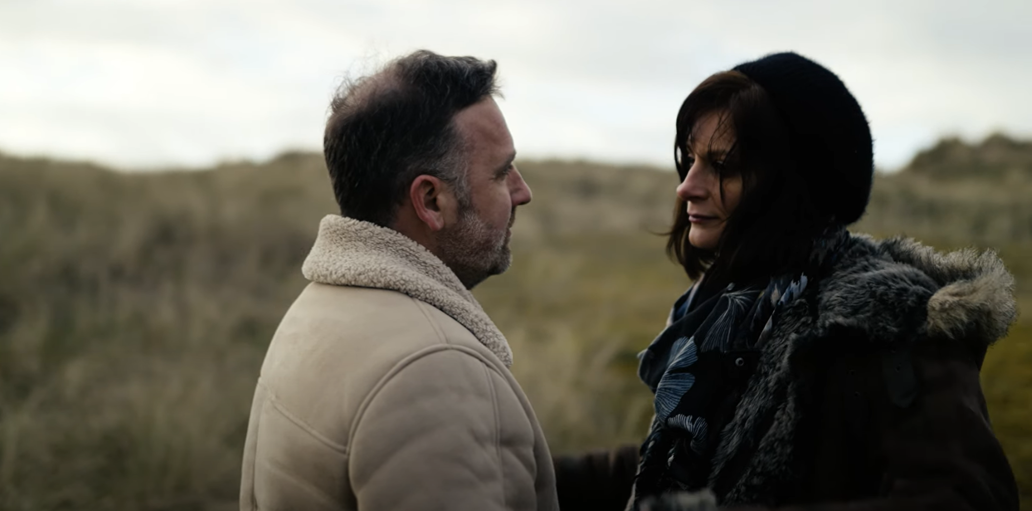 🇫🇷 L’amour survit-il à l’oubli ? Berny Deca nous bouleverse avec « Je pense à toi souvent »